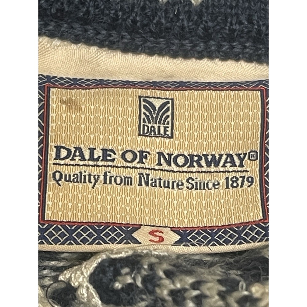 Rare Vintage Dale of Norway Embroidered Wool Cardigan | Cottagecore | Size S - Picture 10 of 11